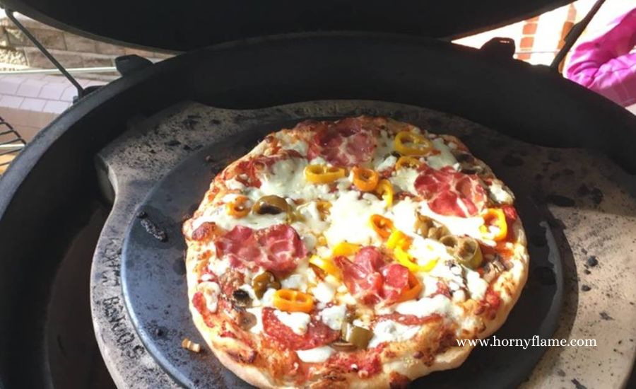 cooking big green egg pizza legs up or down